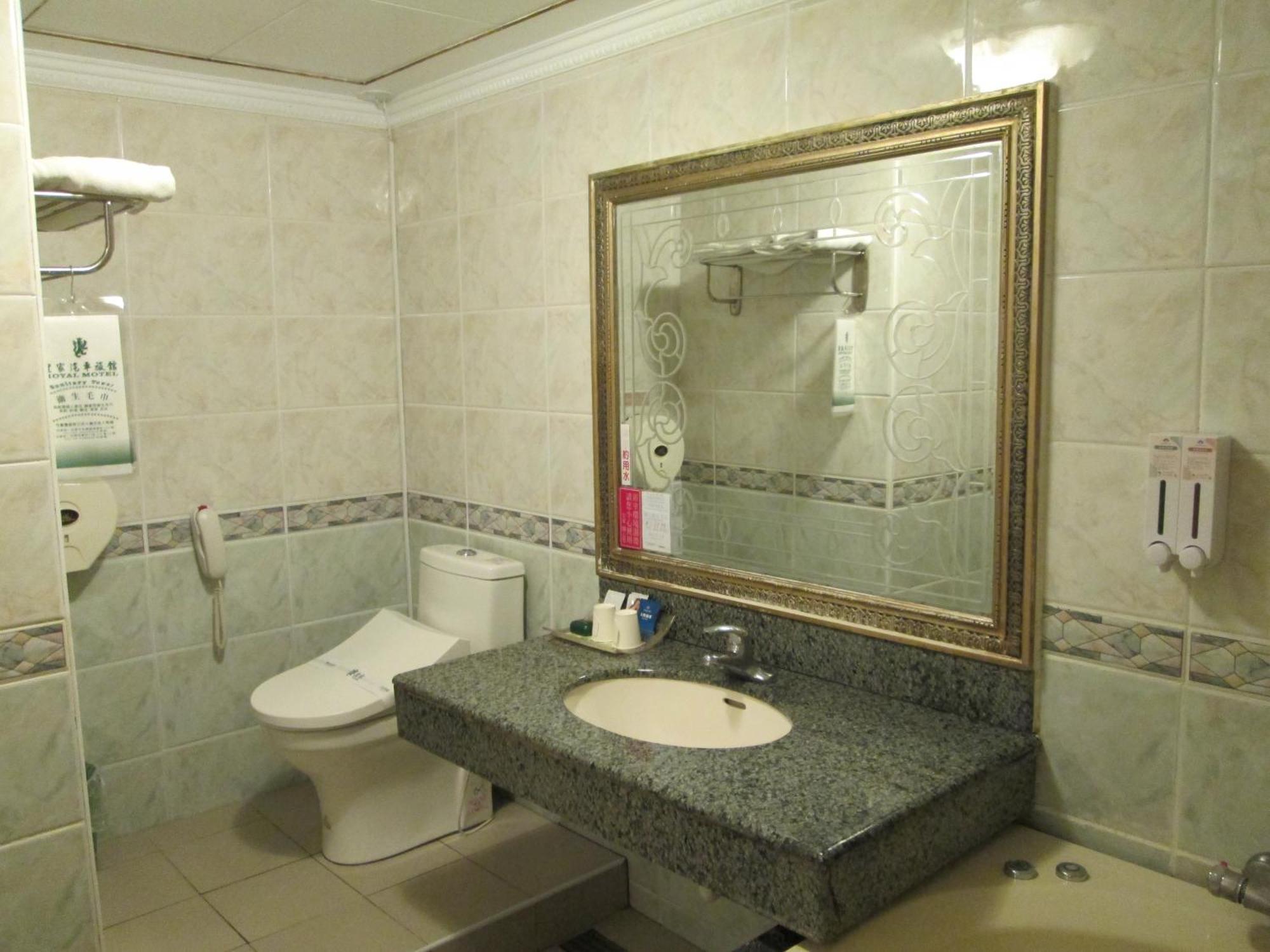 Huangjia Motel Тайнань Екстер'єр фото